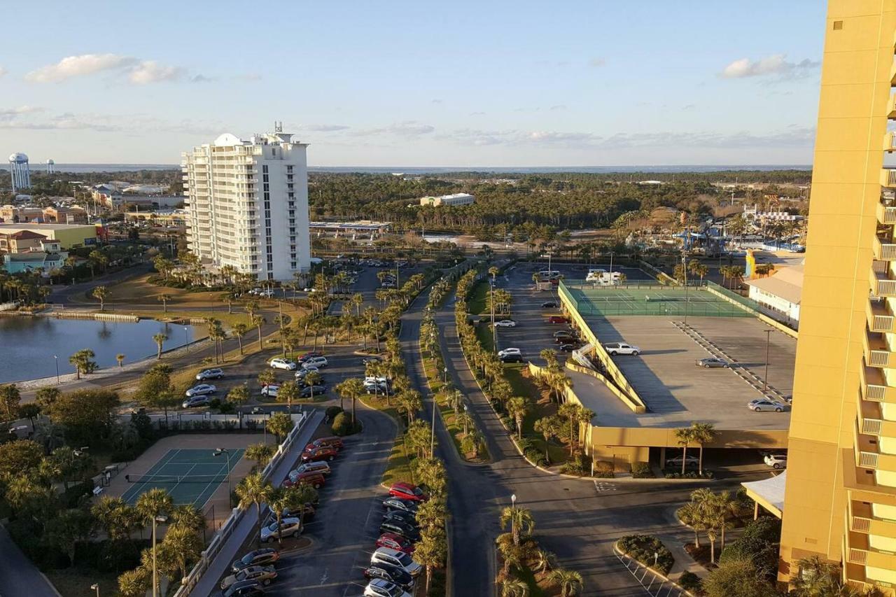 Pelican Beach Resort Rentals Destin Exterior photo